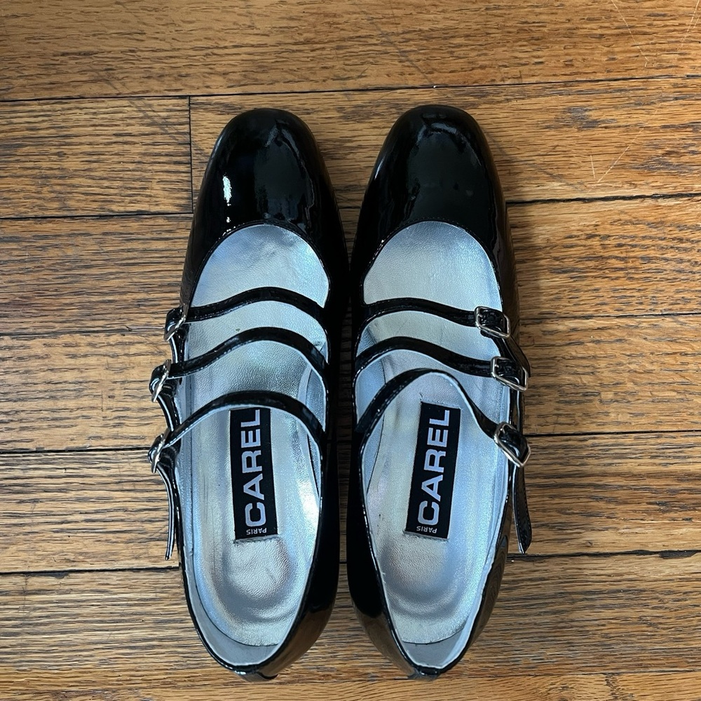 Carel Paris Kina Black